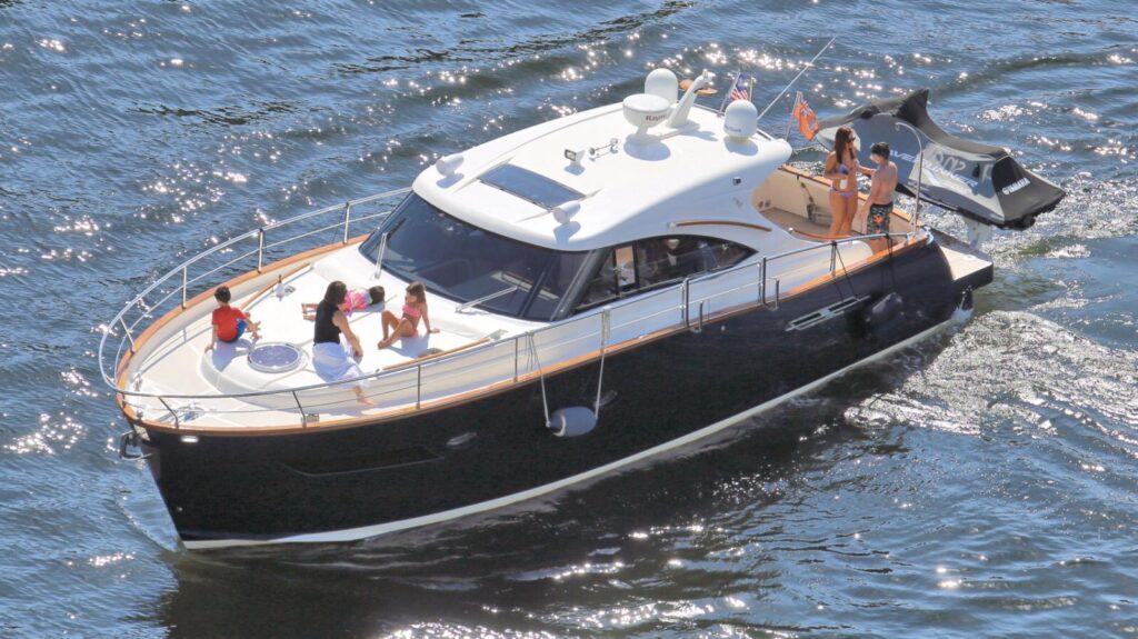 45' Austin Parker Fort Lauderdale Yacht Charters