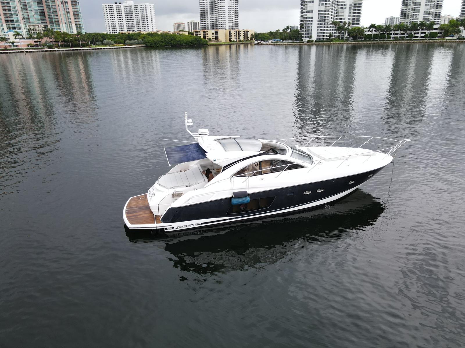 53' Sunseeker Yacht Charters Fort Lauderdale